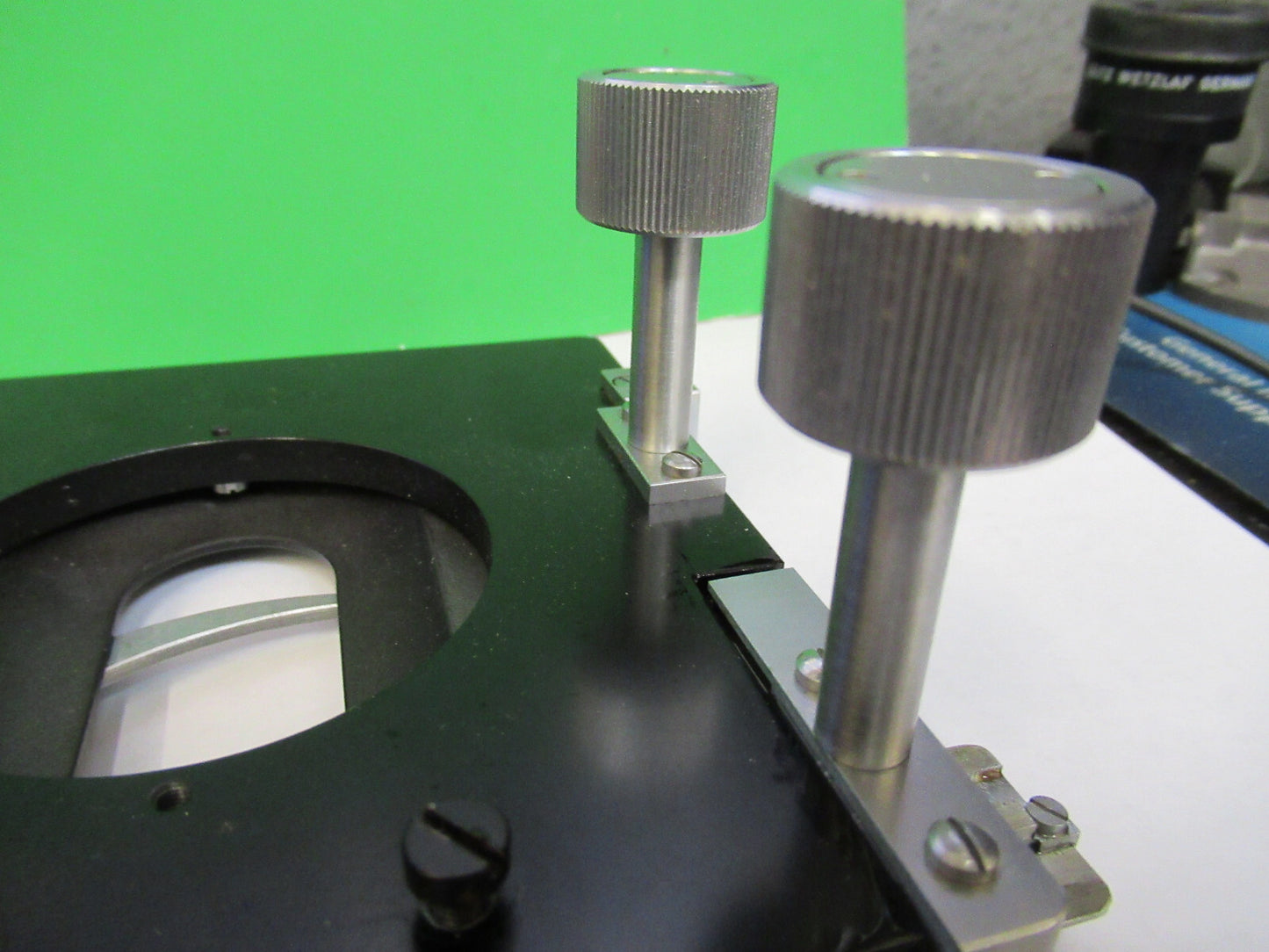 BECK KASSEL CBS GERMANY XY STAGE TABLE MICROSCOPE PART AS PICTURED G8-A-02