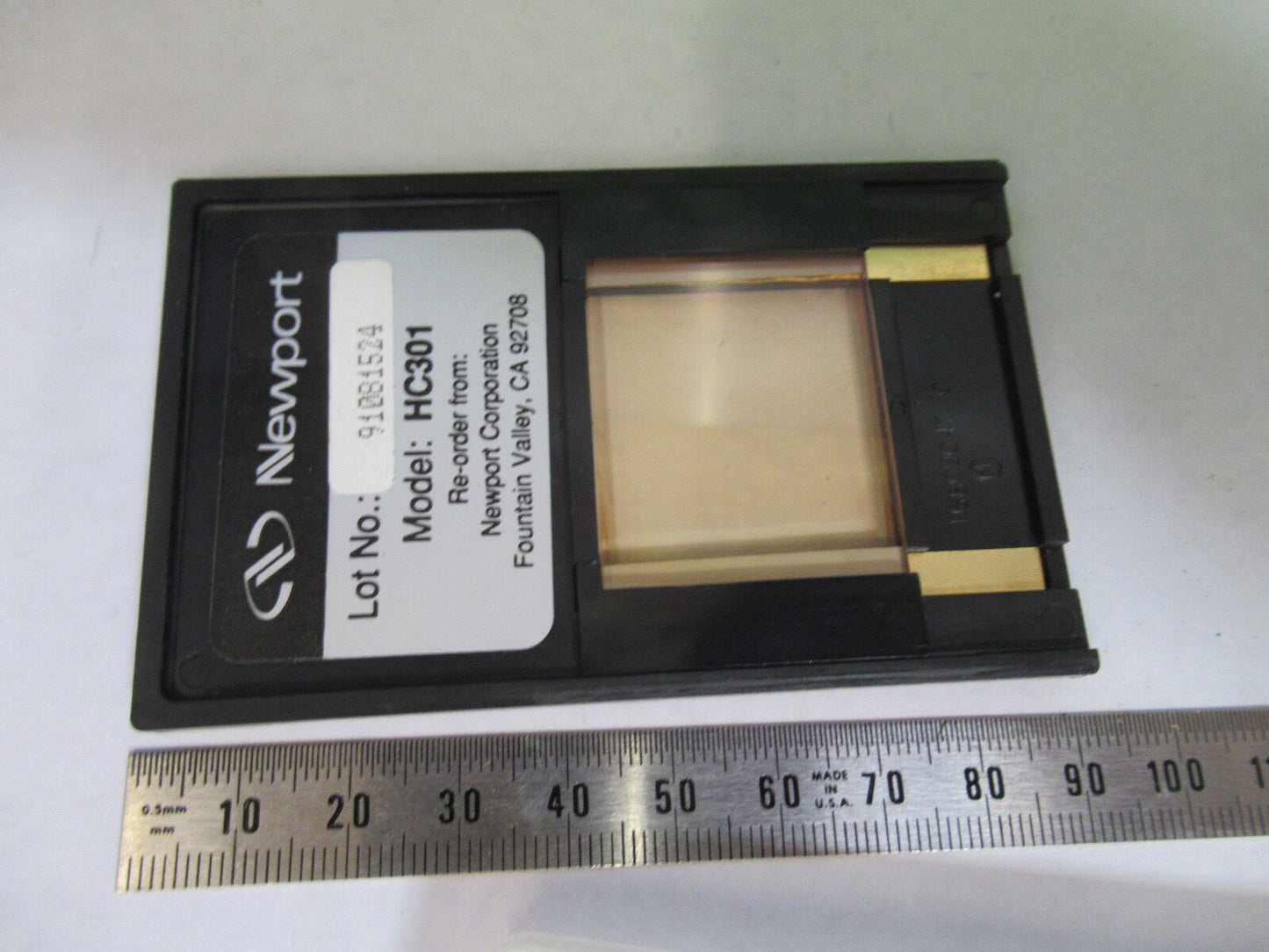 FOR PARTS NEWPORT HC-301 THERMOPLASTIC PLATE HOLOGRAPHY AS PICTURED G7-A-44
