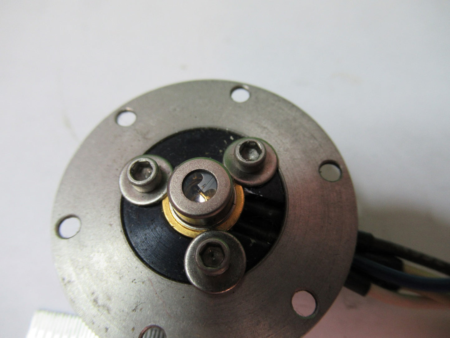 OPTICAL DEVICE PHOTODIODE DETECTOR MIL SPEC OPTICS  AS PICTURED V1-A-36