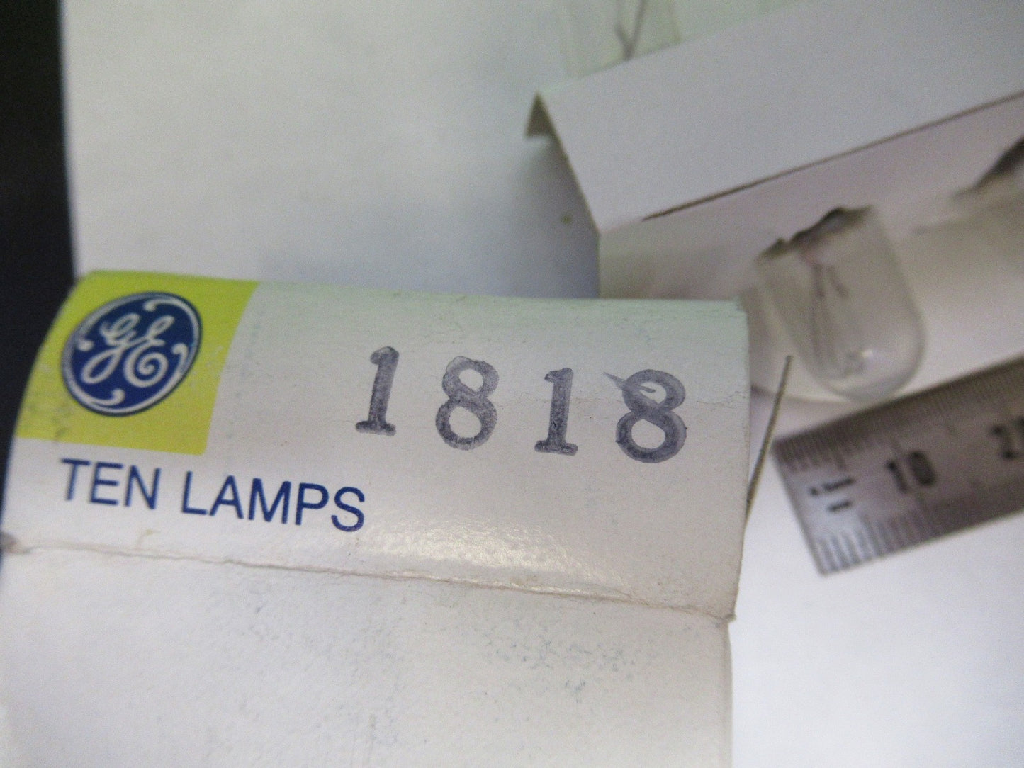 LAMP BULB GE LOT 10 PIECES 1818 MODEL AS PICTURED W3-C-13