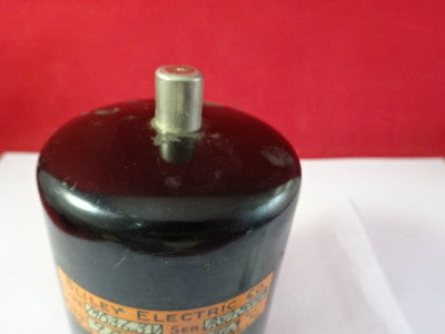 VINTAGE BLILEY ELECTRIC QUARTZ FREQUENCY RESONATOR MO3 6.3V AS IS &55R-A-07