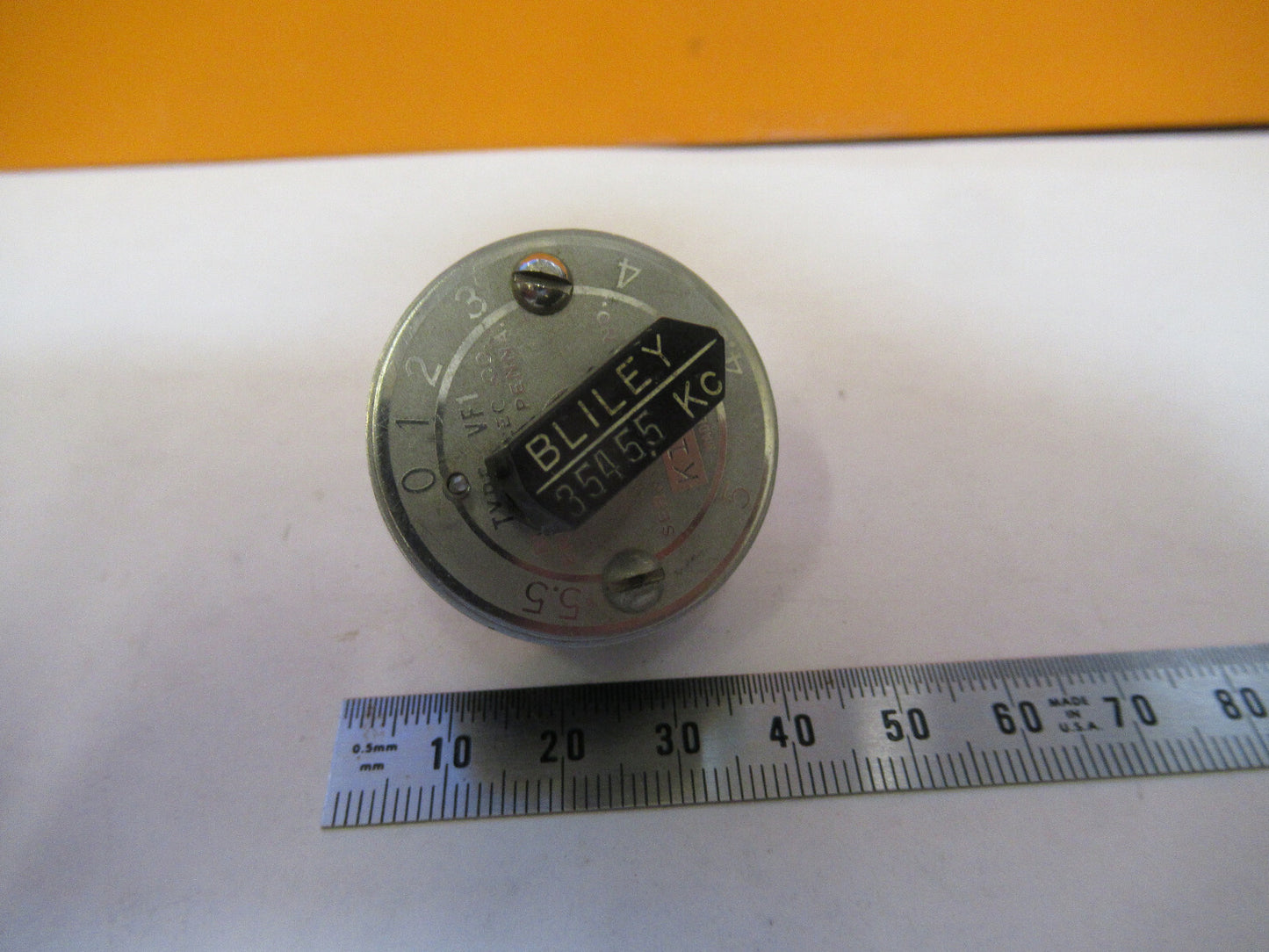 BLILEY ELECTRIC VF-1 QUARTZ CRYSTAL RARE FREQUENCY CONTROL AS PICTURED #1E-FT-59
