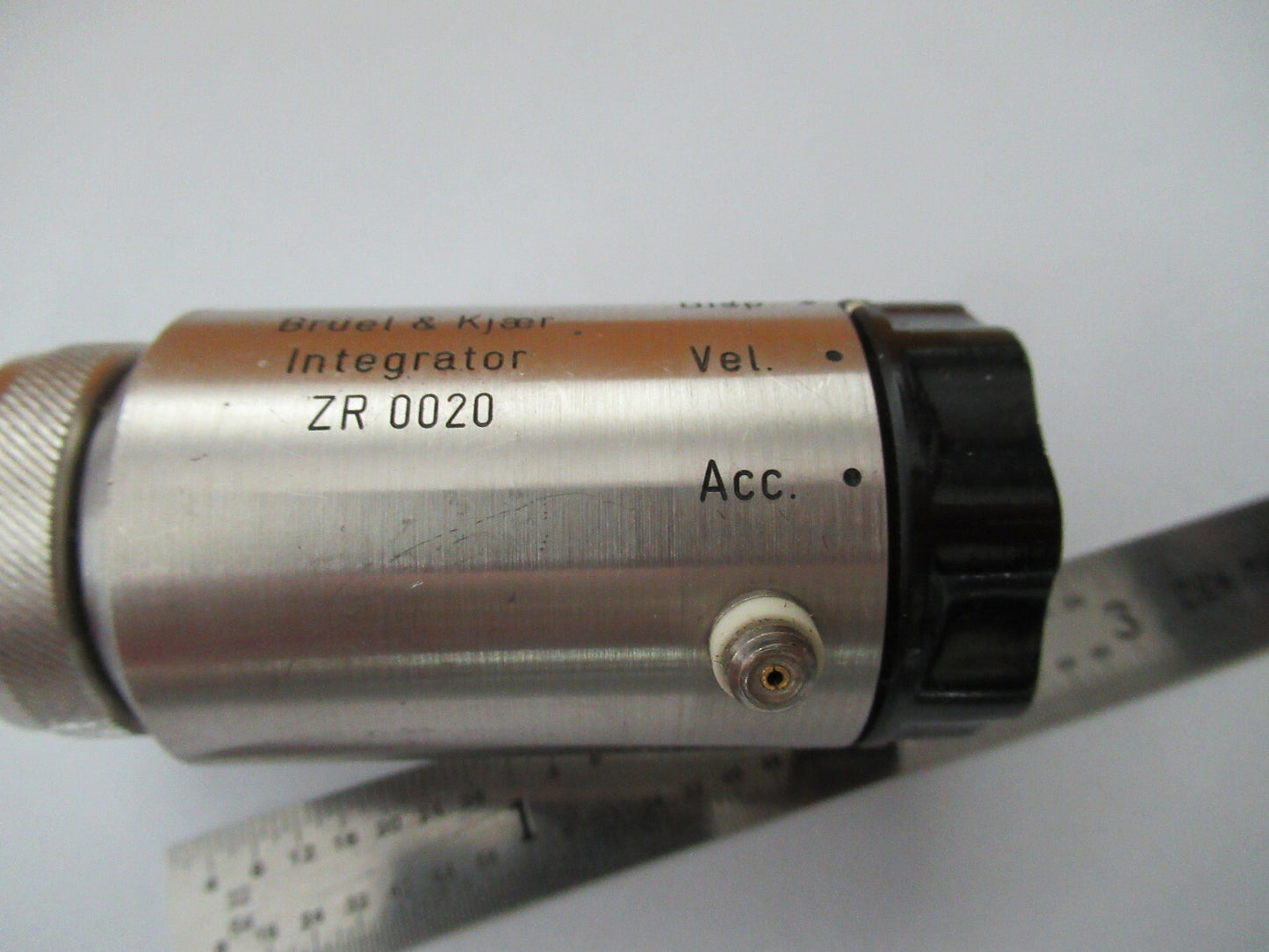Brüel & Kjær Denmark Zr 0020 Integrator Disp Vel Acceleration AS Pic