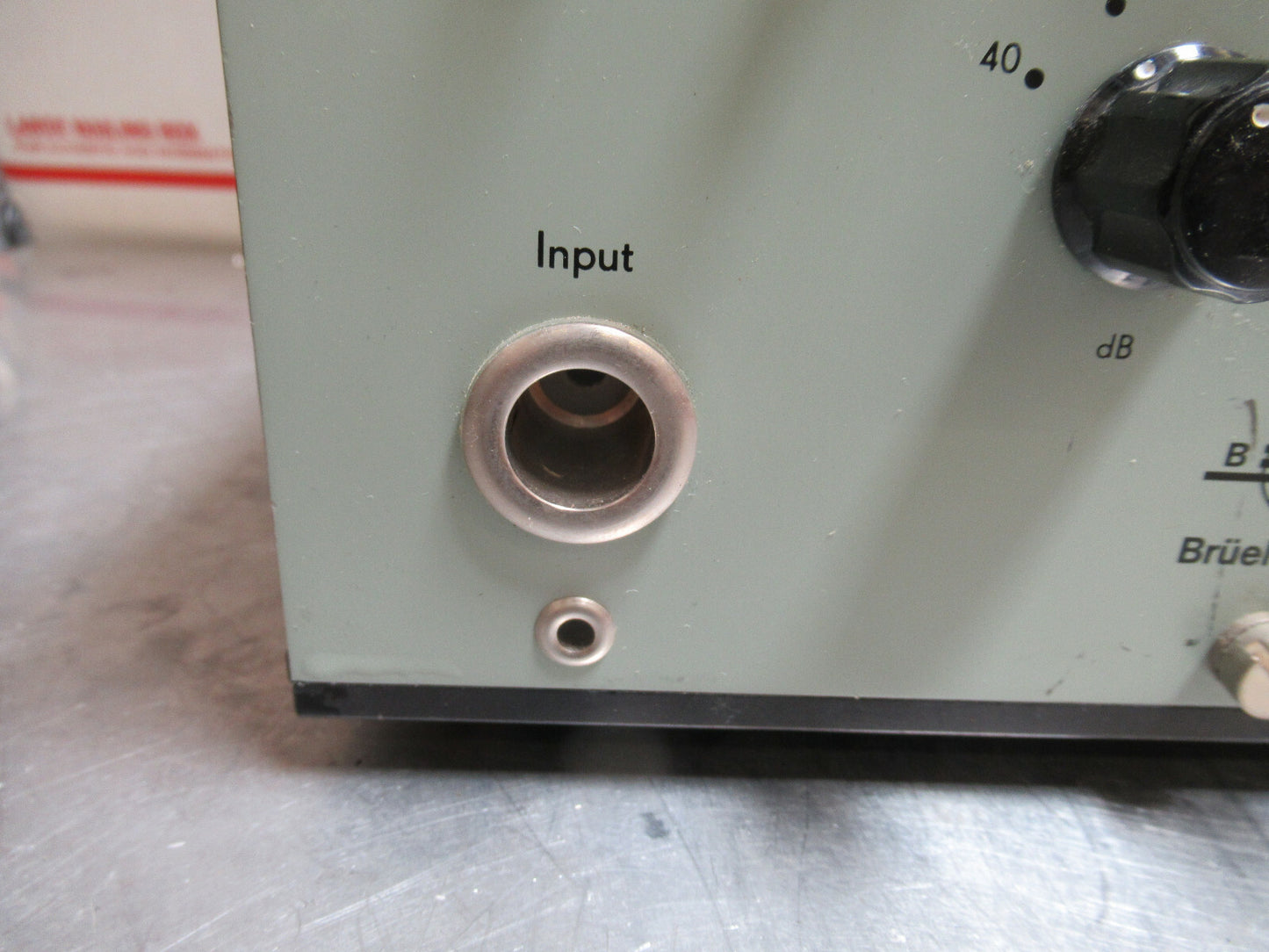 BRUEL KJAER 2706 POWER AMPLIFIER for ACCELEROMETER CALIBRATION AS PICTURED &TE-2