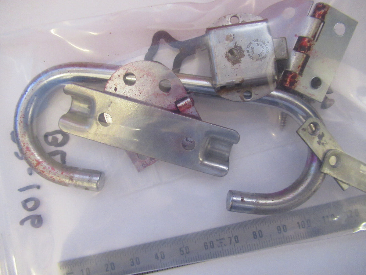 BAUSCH LOMB ANTIQUE LOCK WITHOUT KEY MICROSCOPE PART AS PICTURED Q2-106