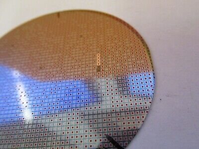 COLLECTABLE GOLD PLATED SILICON WAFER WITH ELECTRONIC COMPONENTS AS PIC &H8-C-34