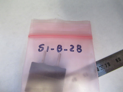 VINTAGE WWII BLILEY QUARTZ CRYSTAL AX2 14221.9 KC FREQUENCY RADIO AMATEUR S1-B28