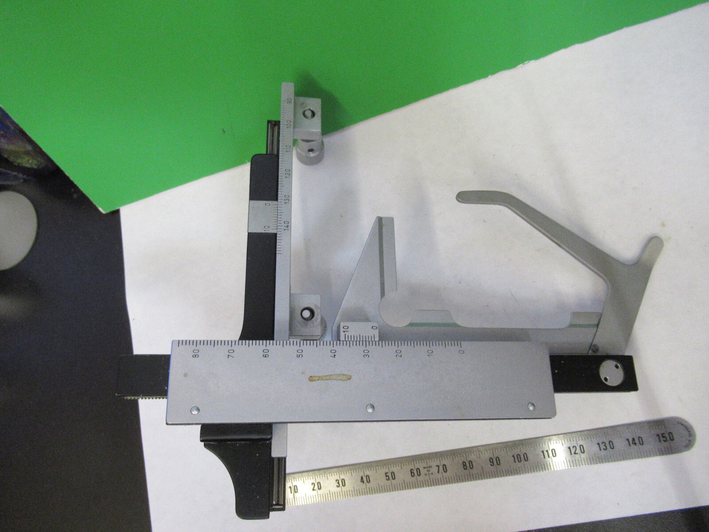 LEITZ WETZLAR GERMANY XY STAGE CLIPS MICROSCOPE PART AS PICTURED X2-A-24