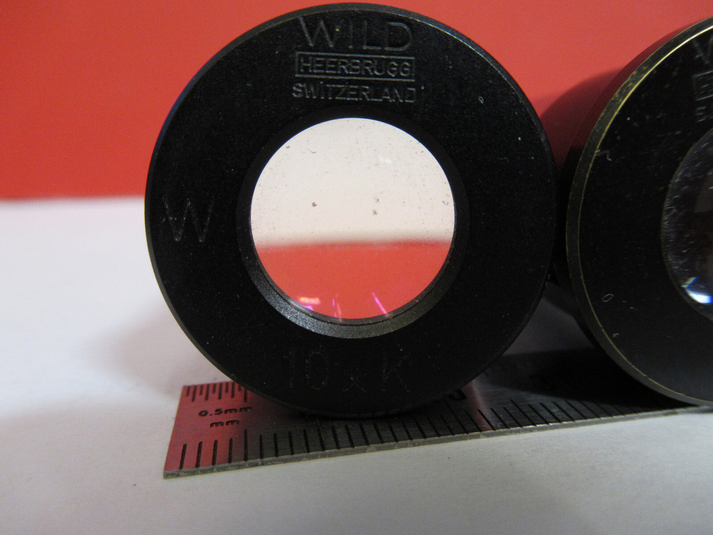 PAIR MICROSCOPE PART WILD HEERBRUGG SWISS EYEPIECE 10xW OPTICS AS PICTUR Y7-B-11