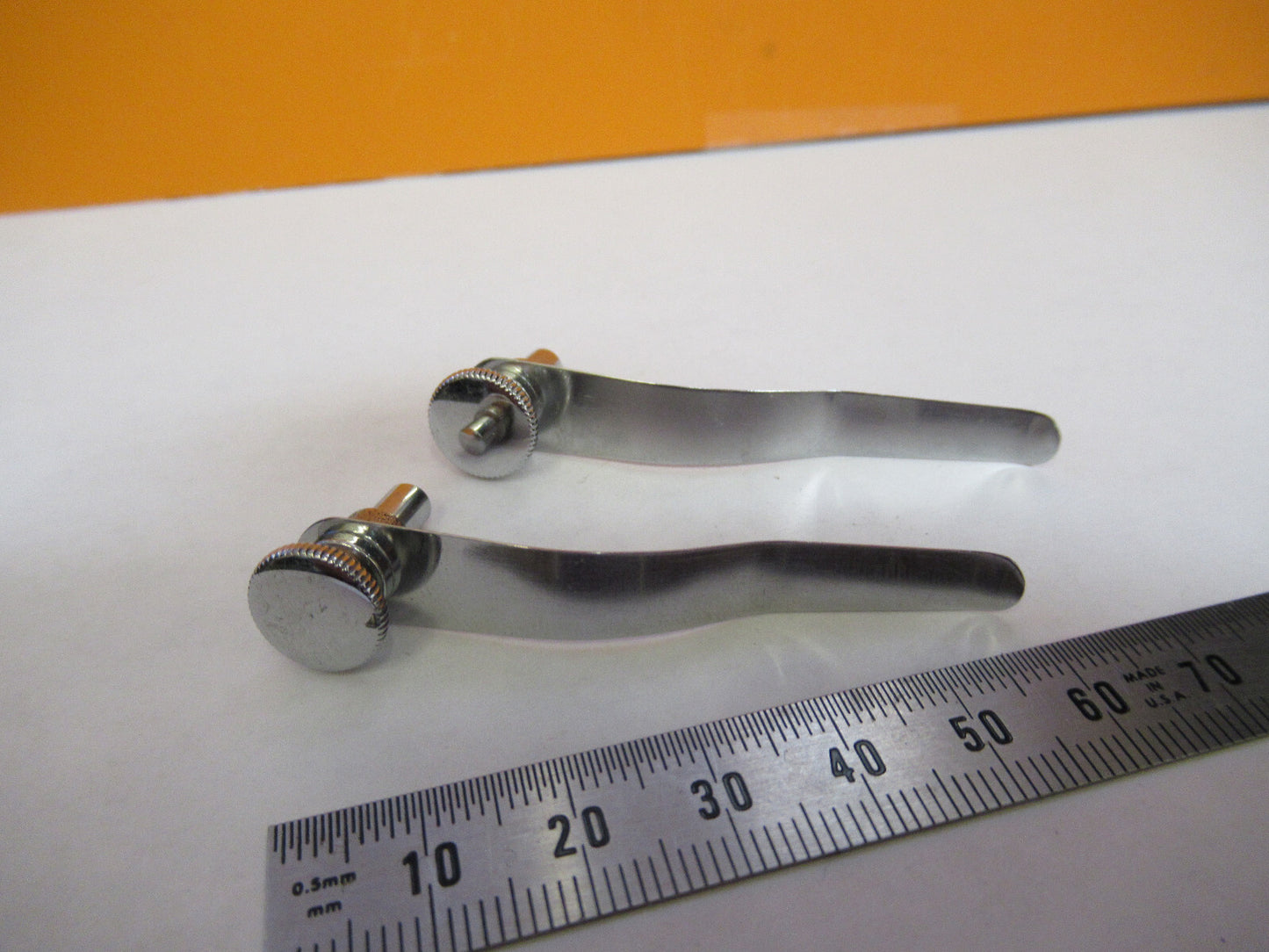 SPENCER AO PAIR CLIPS STAGE MICROSCOPE PART AS PICTURED Y4-A-70