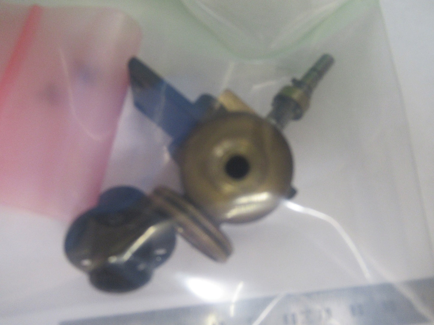 ANTIQUE BRASS MICRO STAGE KNOBS BAUSCH LOMB MICROSCOPE PART AS PICTURED X3-B-09