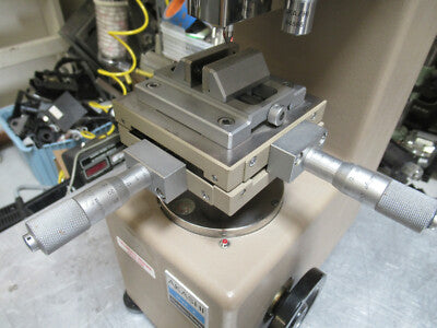 Akashi Mvk-e Hardness Tester Great Microscope Filar Optics Working Fine