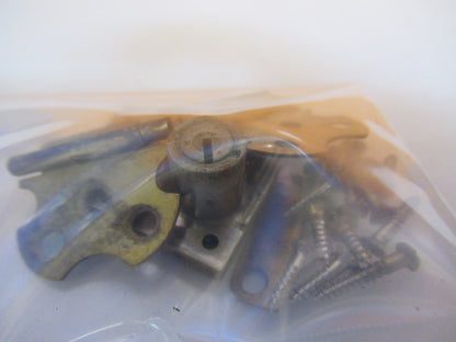 BAUSCH LOMB HINGES + LOCK WITHOUT KEY  MICROSCOPE PART AS PICTURED Q9-FT-85