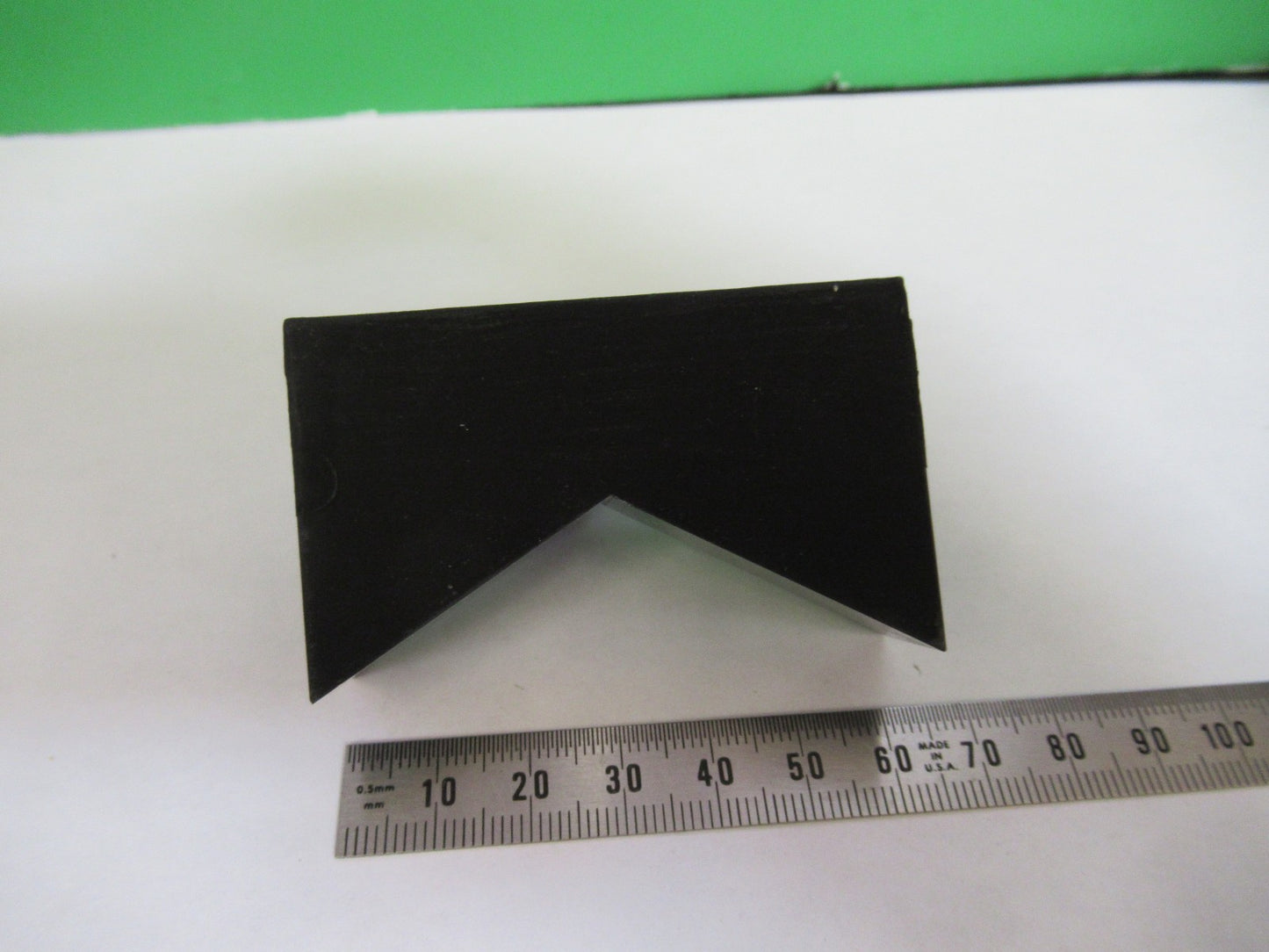 OPTICS MIL SPEC GLASS PRISM ASSEMBLY OPTICAL AS PICTURED T6-A-18