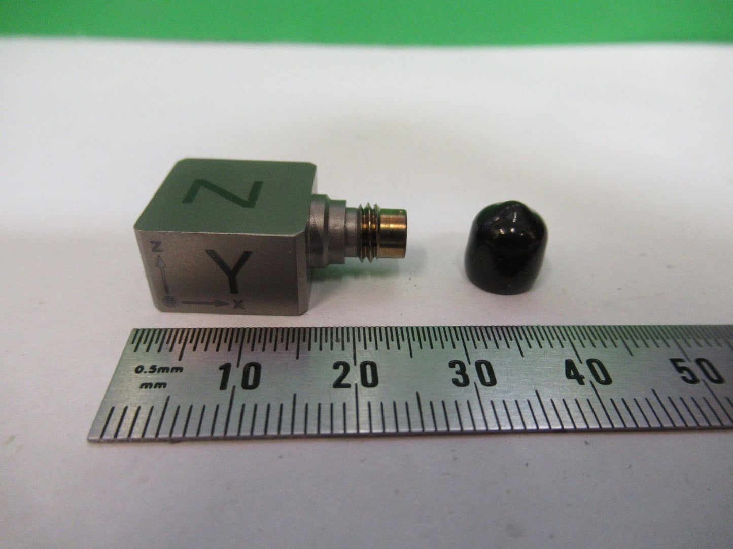 DYTRAN 3093M17 100mV/g ACCELEROMETER VIBRATION SENSOR AS PICTURED V3-A-88