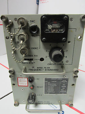VINTAGE FEI FE-10A ULTRA STABLE QUARTZ OSCILLATOR 5 MHz FREQUENCY STANDARD NAVY