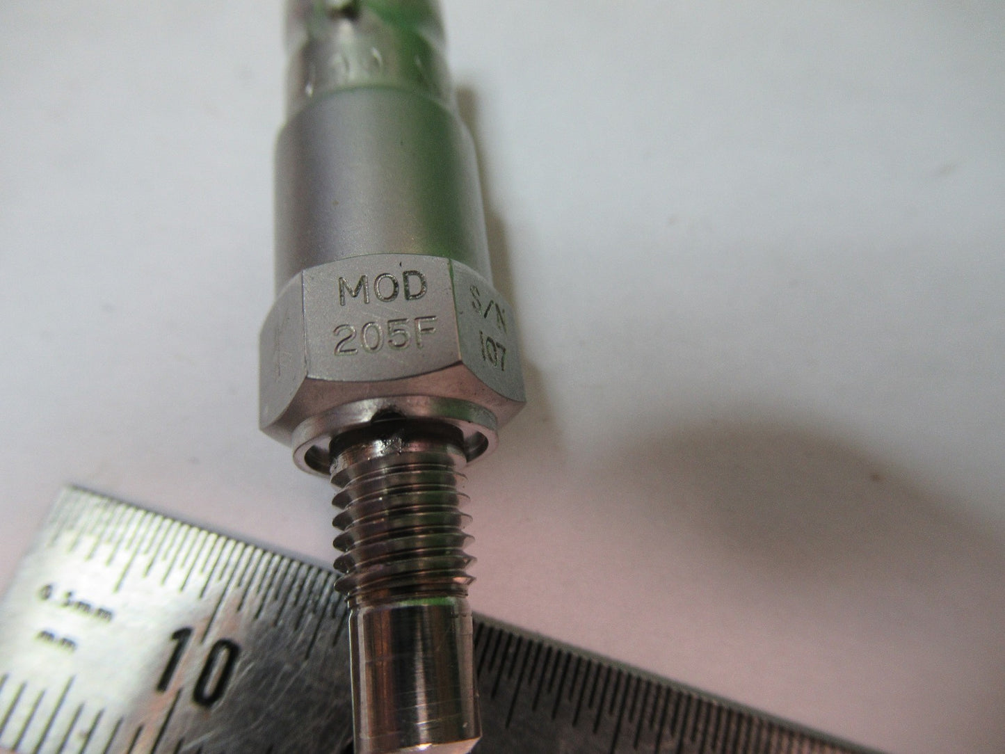 KISTLER 205F PRESSURE SENSOR AS PICTURED  V7-FT-82