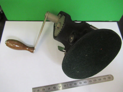 OLD SINGER SEWING ACCESSORY MACHINE GEAR DRIVE ASSEMBLY &H2-A-11