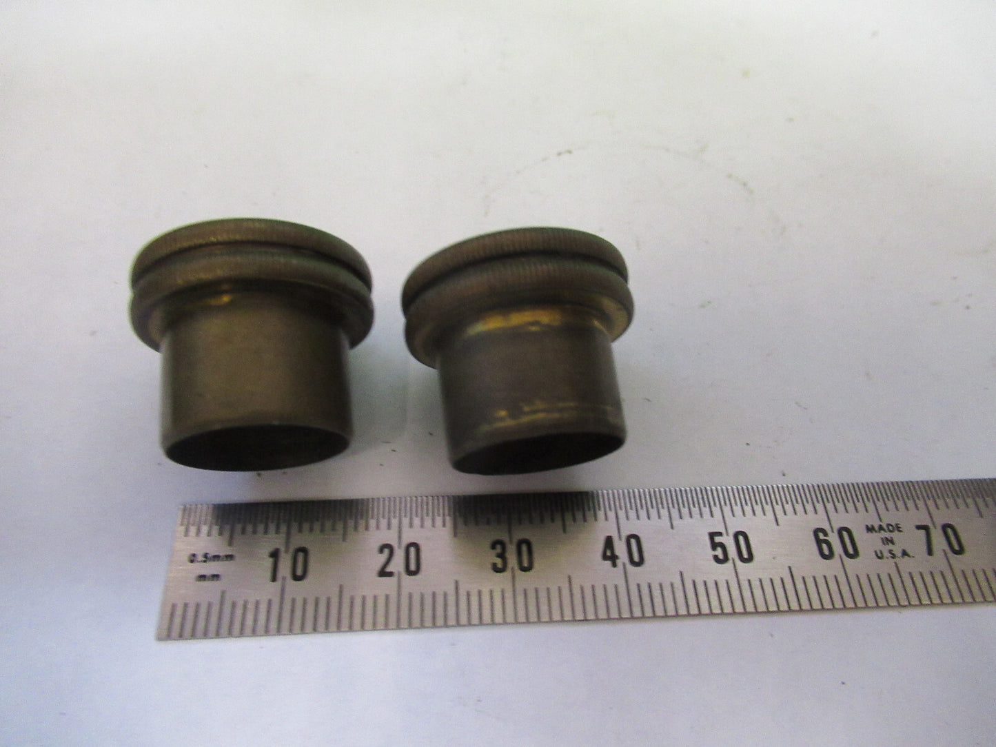 ANTIQUE BAUSCH LOMB SET OF KNOBS MICROADJUST MICROSCOPE PART AS PICTURED F3-B-68