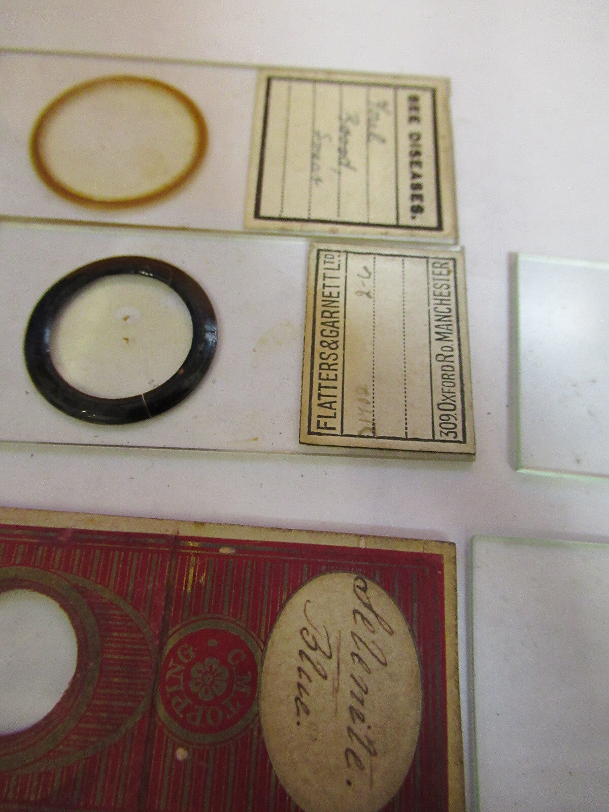ANTIQUE LOT SLIDES SPECIMEN LONDON UK MICROSCOPE PART AS PICTURED Y2-A-82