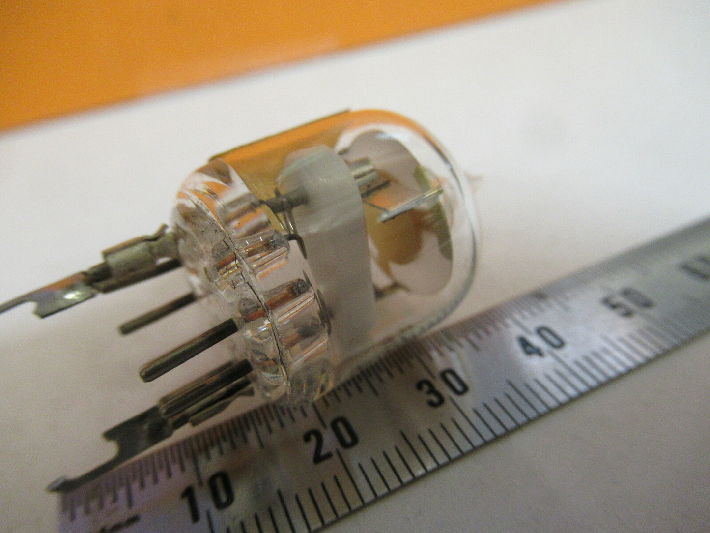 ANTIKER RESONATOR QUARZKRISTALLGLAS PKG FREQUENZ WIE ABGEBILDET &amp;1-DT-6