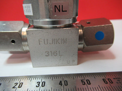 FUJIKIN VALVE JAPAN 316L PNEUMATICS CONTROL AS REMOVED  AS PICTURED  T7-A-14