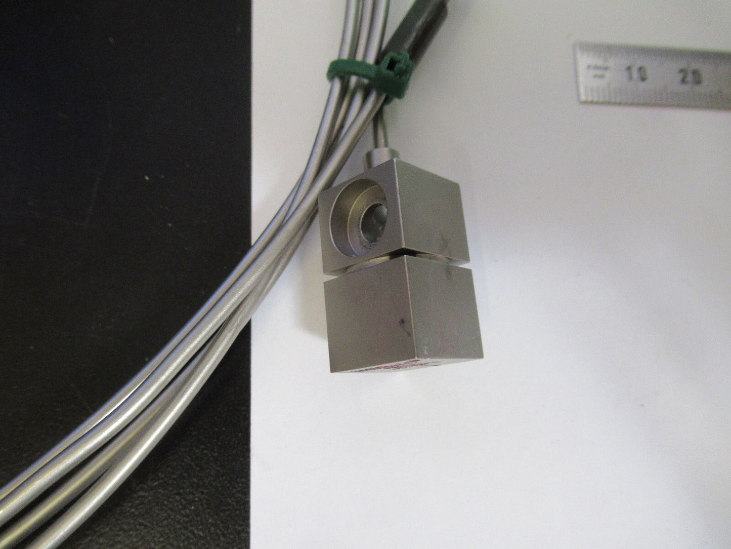 MEGGITT ENDEVCO 6237M70 ACCELEROMETER VIBRATION SENSOR AS PICTURED &X4-A-73