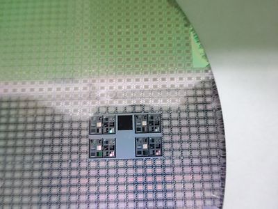 SEMICONDUCTOR WAFER SILICON WITH COMPONENTS AS IS  BIN#P6-94