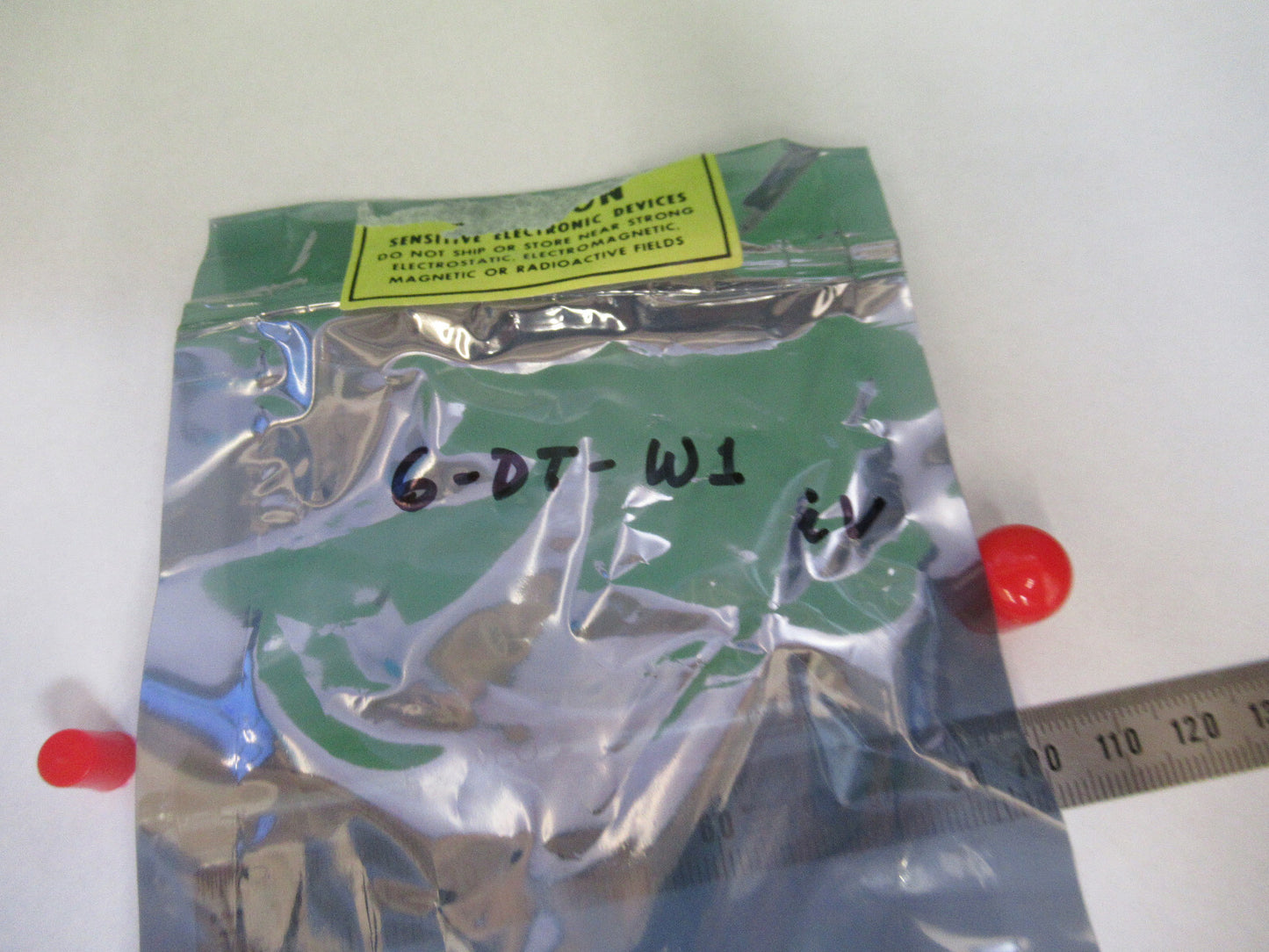 ENDEVCO 2771B-1 AMP for accelerometer VIBRATION SENSOR AS PICTURED &6-DT-W1