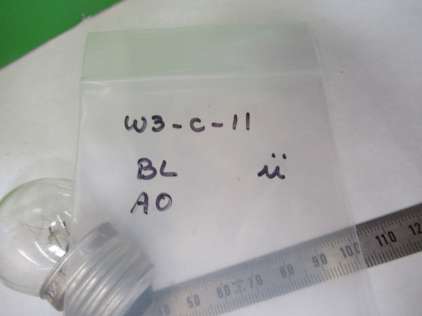 BAUSCH LOMB 7 1/2 AO 120V BULB REPLACEMENT MICROSCOPE PART AS PICTURED W3-C-11