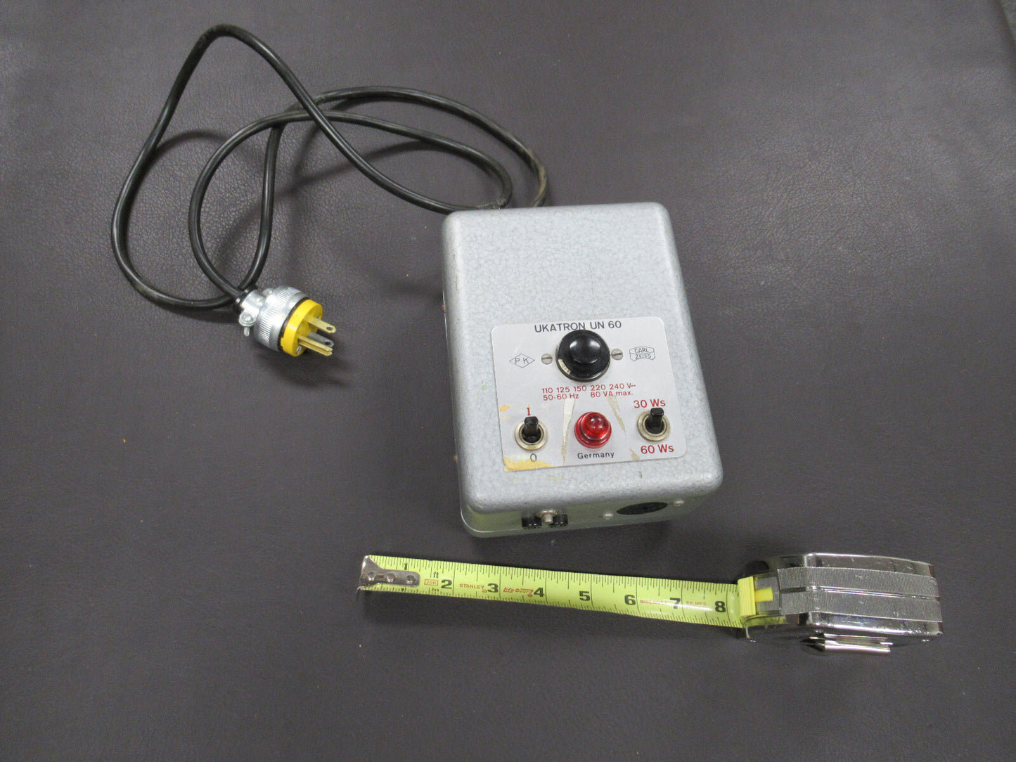 RARE HEAVY POWER SUPPLY UKATRON CARL ZEISS GERMANY MICROSCOPE PART AS PIC TD-1