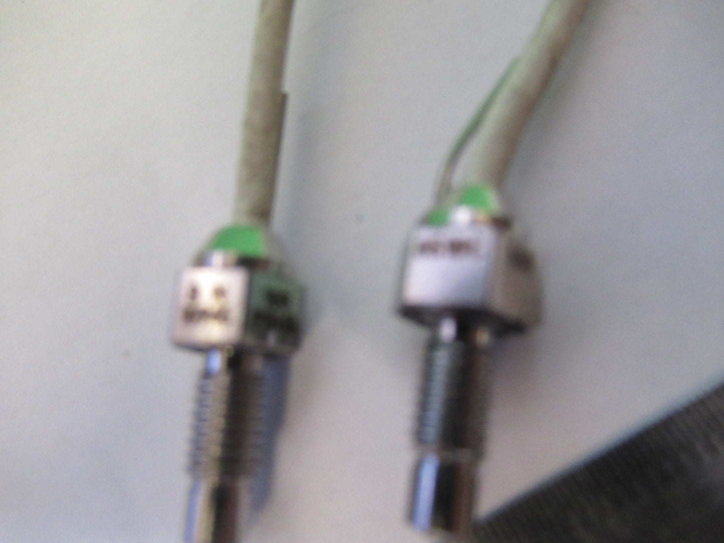 ENDEVCO 8510C PRESSURE SENSOR LOT FOR PARTS OR REPAIR AS PICTURED V3-A-25