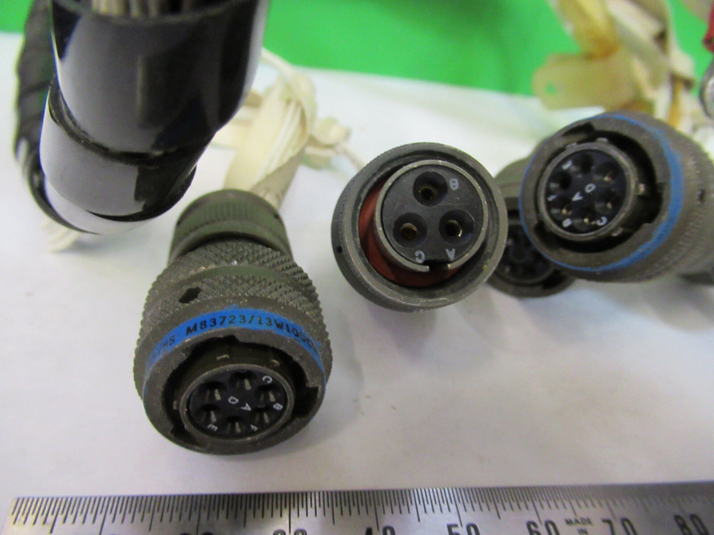 AIRCRAFT PART CUTOFF CABLE HARNESS BELL 206 CONNECTORS AS PICTURED   S7-A-44