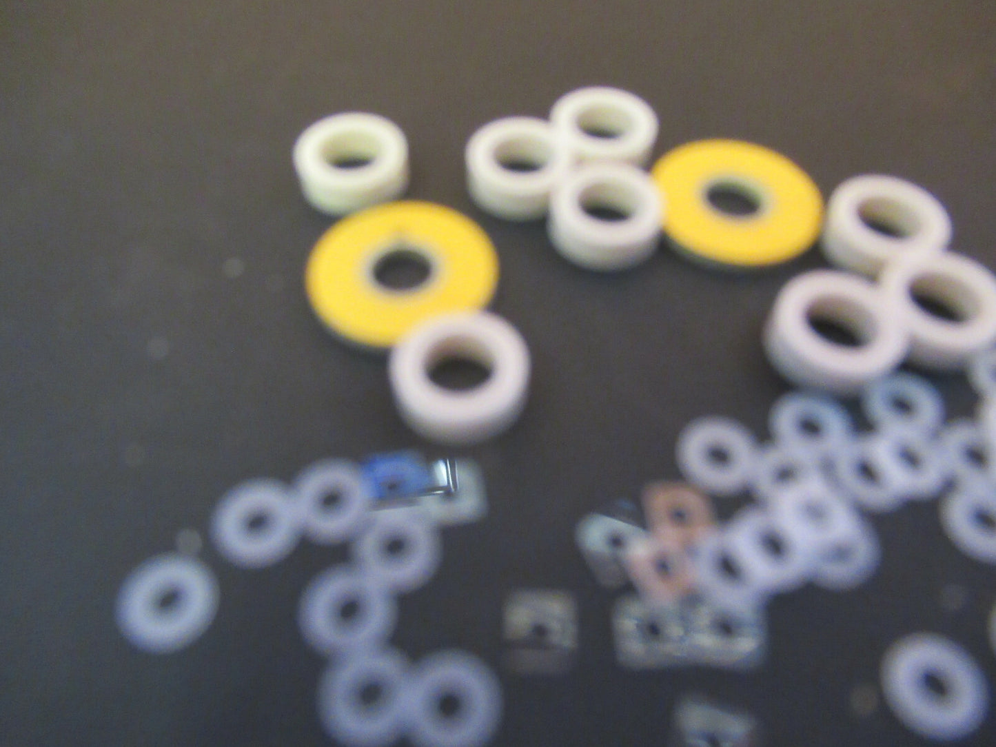 LOT ASSORTED PIEZO QUARTZ PIEZOELECTRIC BLANKS ULTRASONIC SENSOR &FT-1-B-11