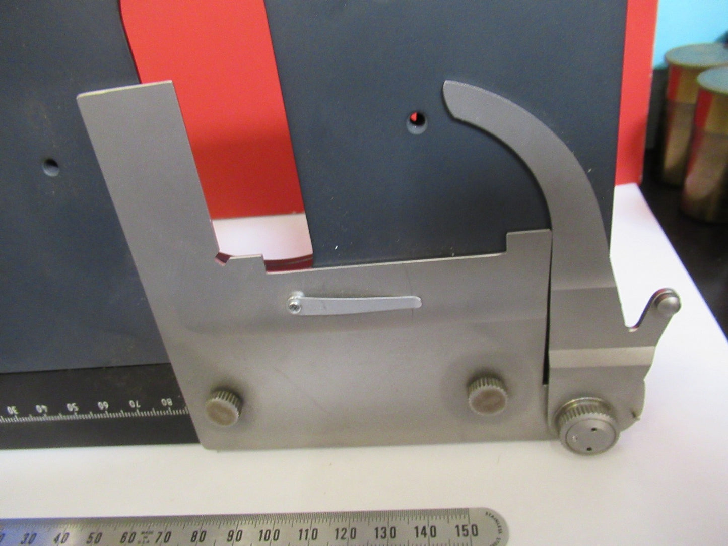 LEICA LEITZ GERMANY DMRB XY STAGE TABLE MICROSCOPE PART AS PICTURED T5-A-04