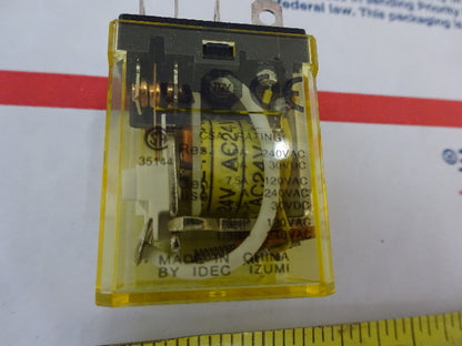 IDEC RELAY RH2B-UL ELECTRONIC CONTROL AS IS &X8-FW-04