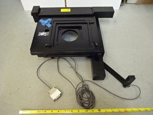 Large Microscope Ernst Leitz Germany Leica Stage Micrometer Table 407144