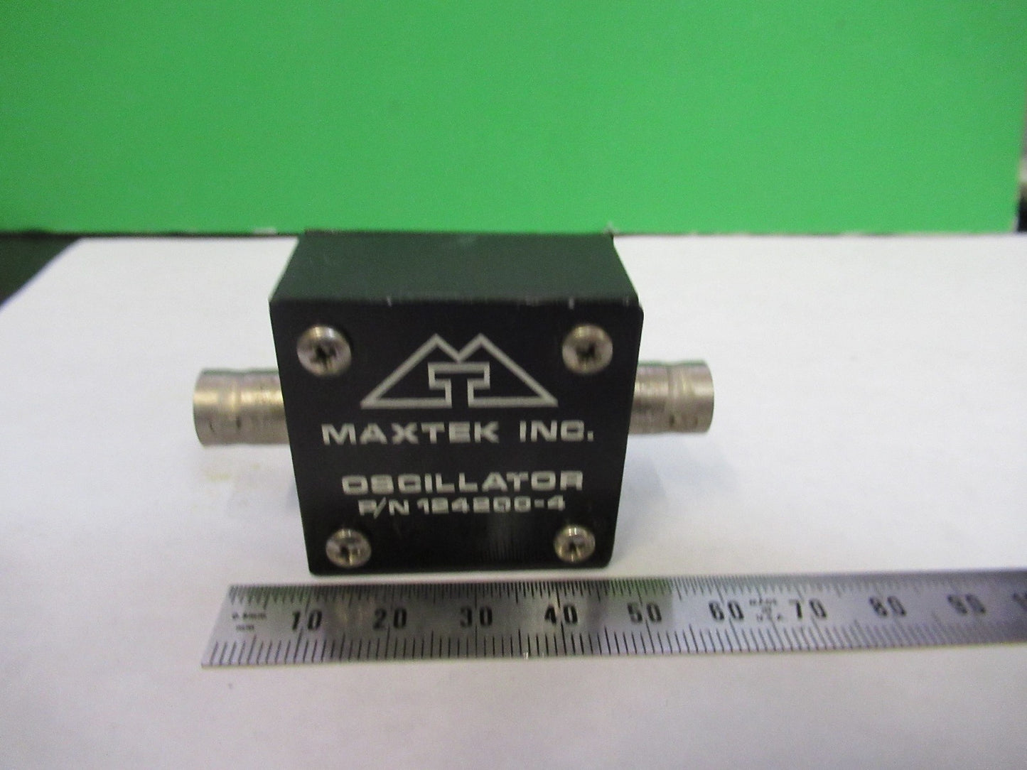 MAXTEK OSCILLATOR PN 124200-4 for QUARTZ CRYSTAL SENSOR AS PICTURED T2-A-19