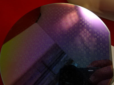 SILICON SEMICONDUCTOR WAFER WITH MICRO COMPONENTS COLLECTABLE PART AS IS &L4