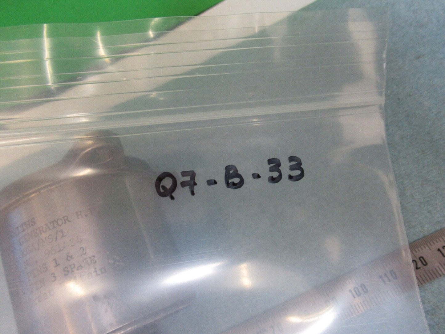 FOR PARTS TACHOMETER GENERATOR 3301 KGA/MS/1 SMITHS UK AS IS AS PICTURED Q7-B-33