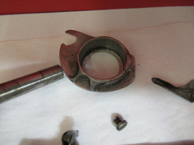 FOR PARTS OLD SINGER SEWING MACHINE MODEL 66 bobbin ASSEMBLY as picture &100-S-3