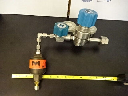 MATHESON 3513 + FLASH ARRESTOR MANOMETER REGULATOR VALVE GAS PROCESS AS IS 78-03