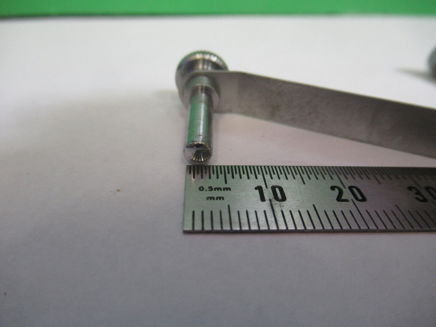 ERNST LEITZ GERMANY PAIR CLIPS STAGE MICROSCOPE PART AS PICTURED #R7-B-10x