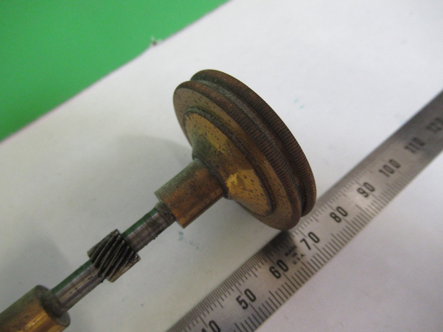 ANTIQUE BRASS STAGE KNOBS BAUSCH LOMB MICROSCOPE PART AS PICTURED X3-B-101
