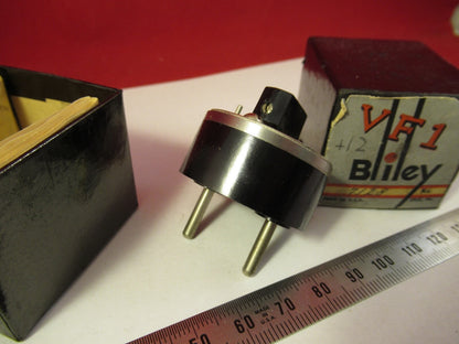 VINTAGE 1940's QUARTZ CRYSTAL BLILEY VF1 VARIABLE FREQUENCY 7128 KC +BOX &9-A-49