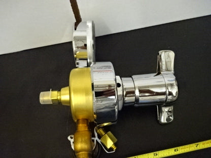 MATHESON MANOMETER REGULATOR VALVE GAS PROCESS CONTROL AS IS #78-01