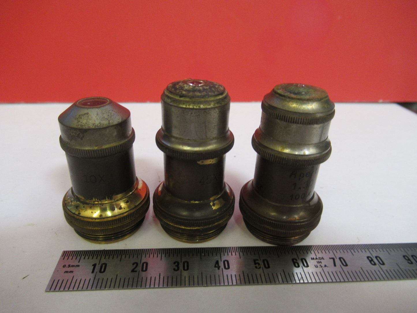 ANTIQUE BRASS LOT OBJECTIVES ERNST LEITZ GERMANY MICROSCOPE PART AS PIC V7-A-34