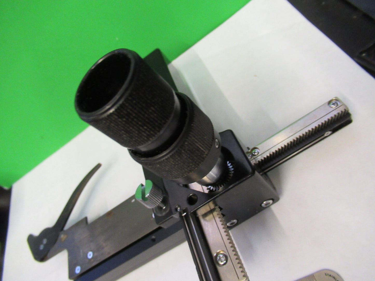 OLYMPUS JAPAN CLIPS XY STAGE MICROSCOPE PART AS PICTURED 82-A-52