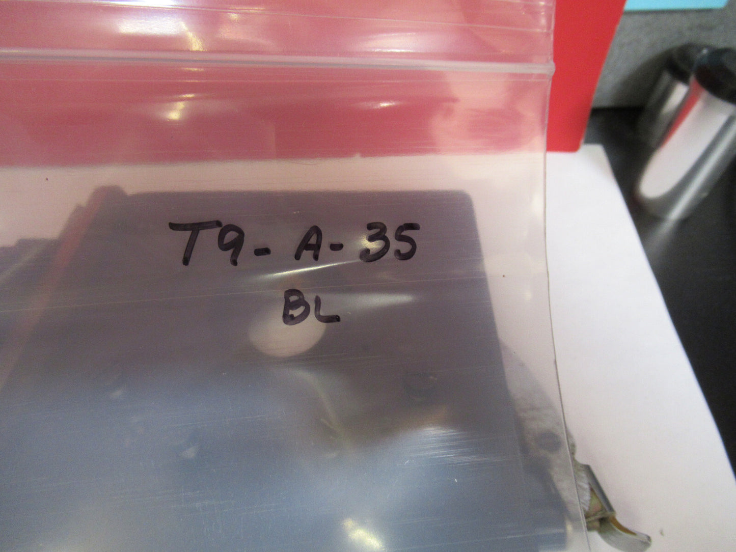 BAUSCH LOMB XY STAGE TABLE CLIPS OPTICS MICROSCOPE PART AS PICTURED T9-A-35