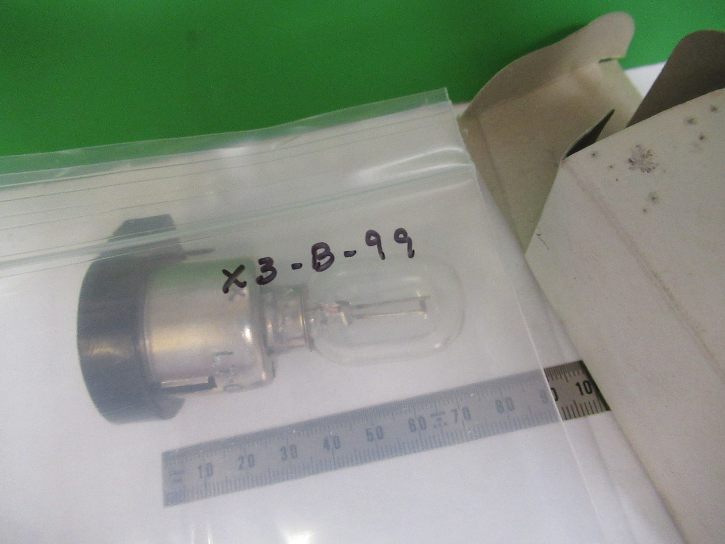 OLYMPUS JAPAN 6-8V 30W LS-30 LAMP BULB ILLUMINATOR MICROSCOPE PART X3-B-99